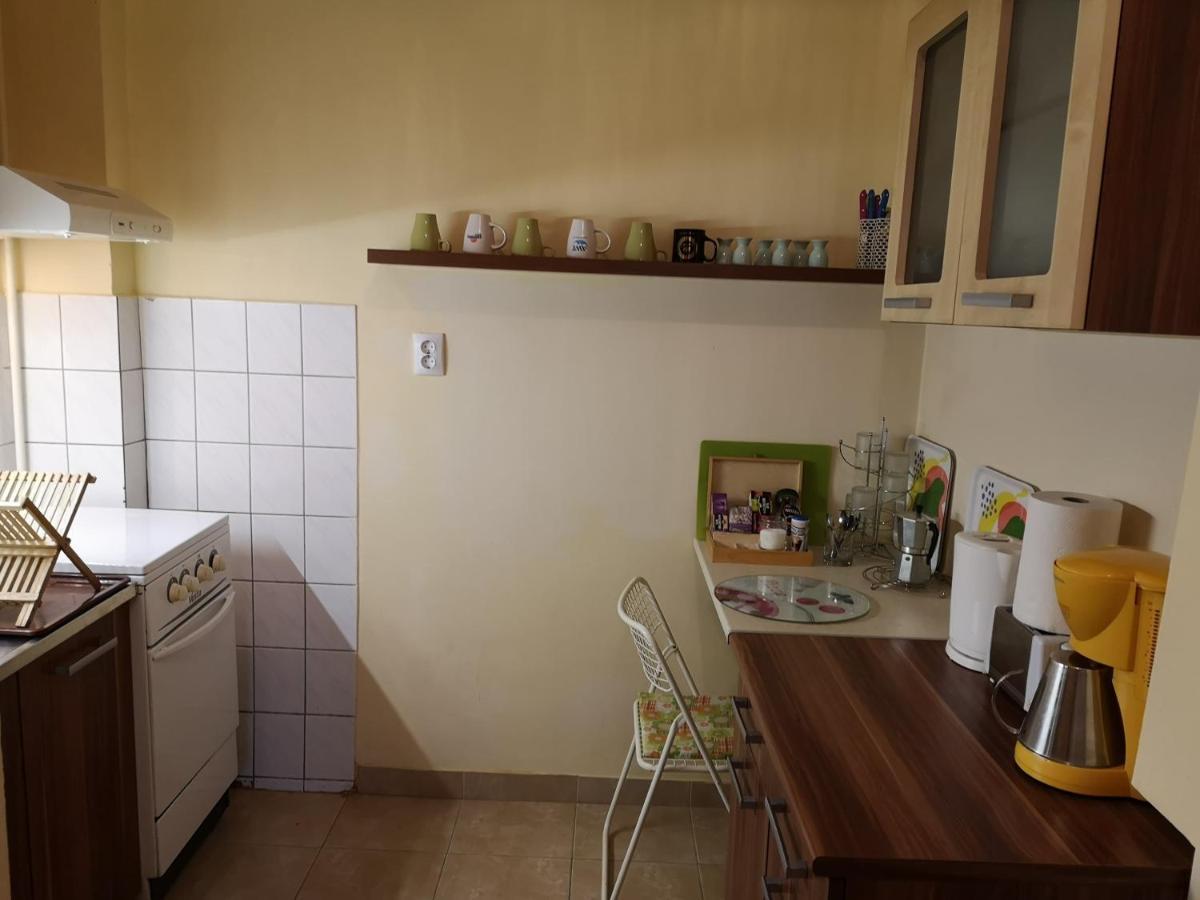 Veva Apartman - Eger Maganszallashely Extérieur photo