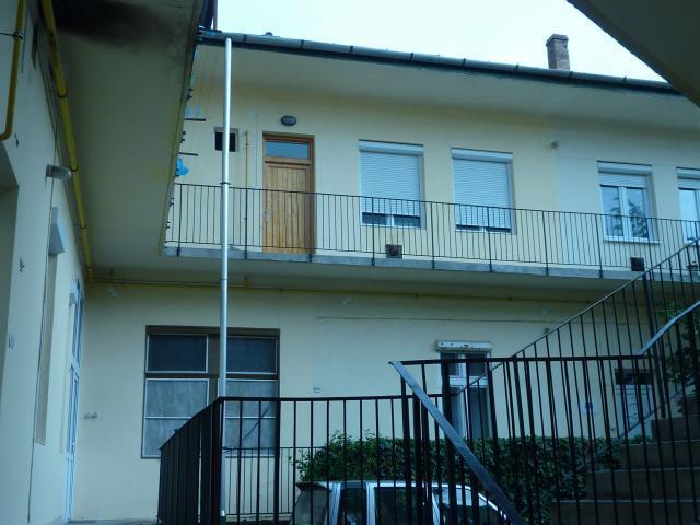 Veva Apartman - Eger Maganszallashely Extérieur photo